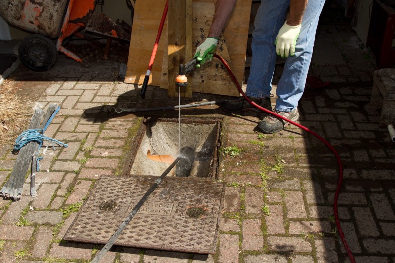 Drain repair work in Hampton Hill